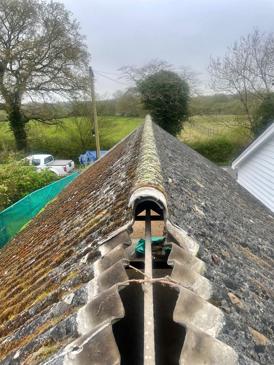 Asbestos roof removal horsham west sussex